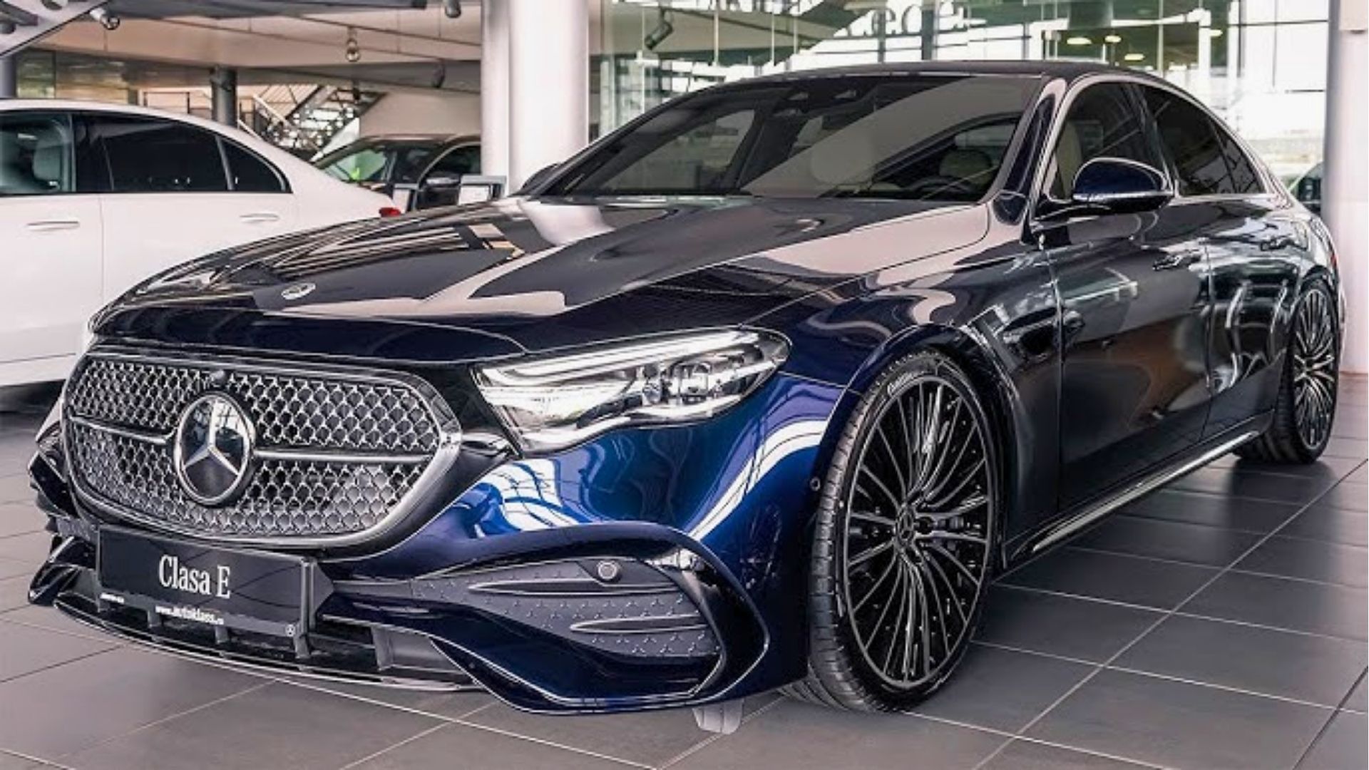 Mercedes-Benz Clase E 2026: Lujo Ejecutivo y Tecnología de Nueva Generación