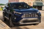 Toyota RAV4 2025: Eficiencia Híbrida, Confort Premium y Atractivo Global en India